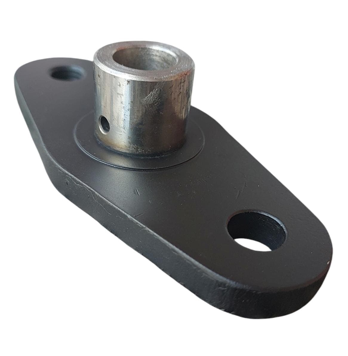 Suporte Chapa Lateral Roda Carga EGU Still 2330646/2311049